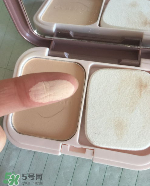 卡姿蘭粉餅好用嗎？卡姿蘭粉餅怎么樣？