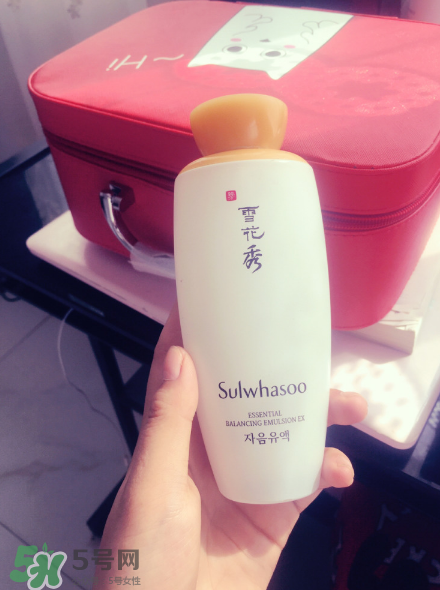 雪花秀滋陰乳液好用嗎？雪花秀滋陰乳液測(cè)評(píng)