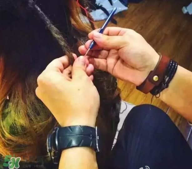 臟辮是什么意思？臟辮是怎么弄的