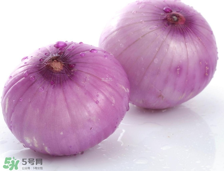 洋蔥汁能黑發(fā)嗎？洋蔥汁擦頭發(fā)能生發(fā)嗎？