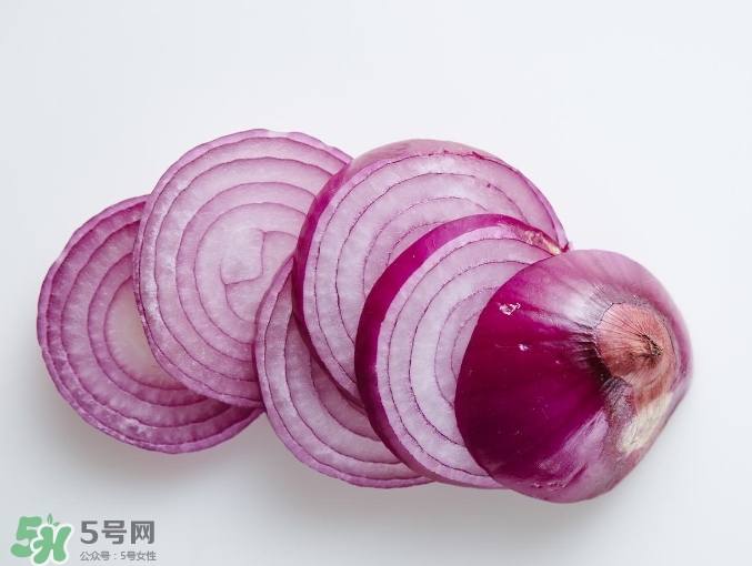 洋蔥榨汁能每天喝嗎？洋蔥汁能治什么病？