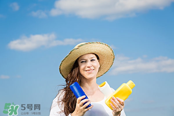 防曬開(kāi)封一年還能用嗎 防曬打開(kāi)放了一年還能用嗎