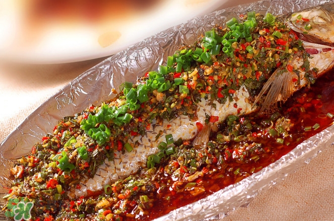 釣鯇魚用什么魚餌？鯇魚怎么做好吃