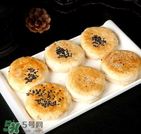 板栗餅吃了會(huì)胖嗎？吃板栗餅會(huì)上火嗎？