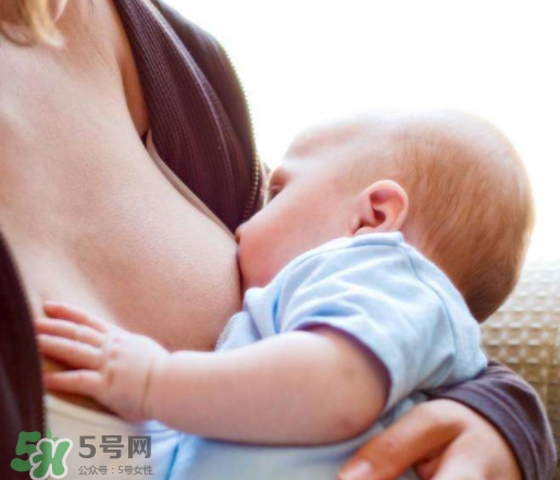 保姆偷喝女主人母乳  成人喝母乳有什么好處？
