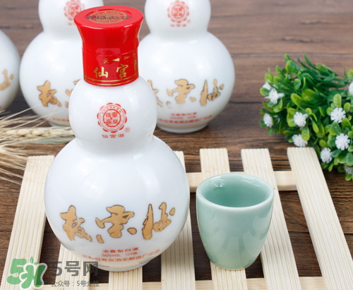 ?板栗酒能存放多久？?板栗泡酒可以放多久？