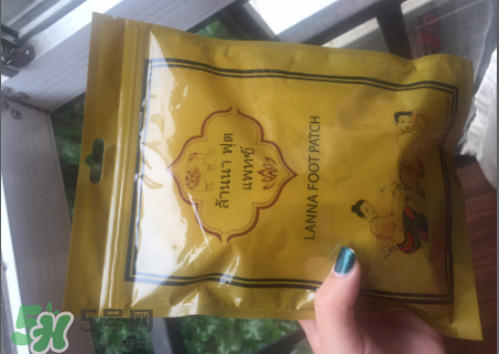 蘭納足貼真假怎么鑒別？蘭納足貼真假對(duì)比