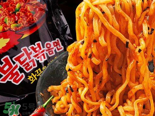 火雞面熱量高嗎？三養(yǎng)火雞面熱量