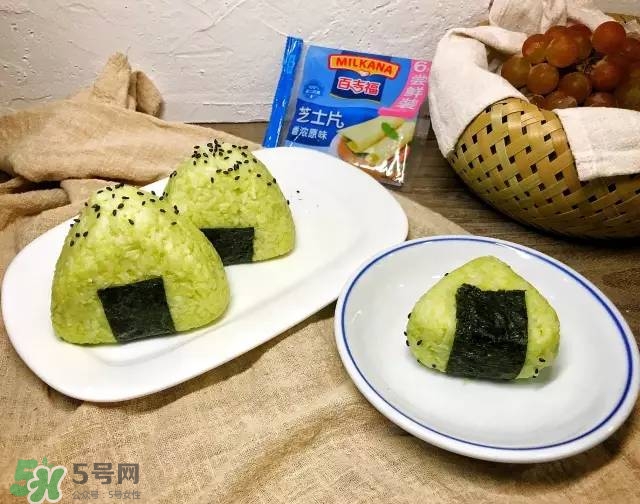 牛油果沙拉怎么做？牛油果沙拉用什么醬？