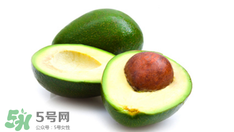 牛油果果汁怎么做？牛油果和什么榨汁好喝？