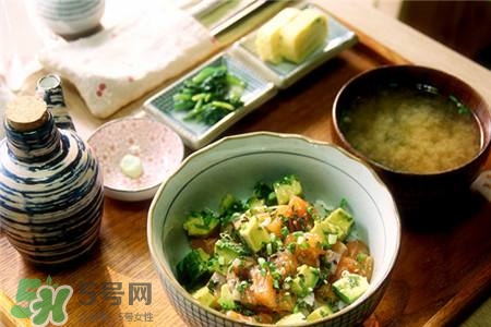 哪些人不適合吃牛油果？牛油果的飲食禁忌