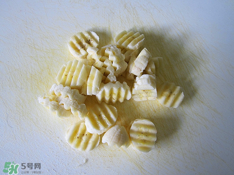 牛油果沙拉怎么做？牛油果沙拉用什么醬？