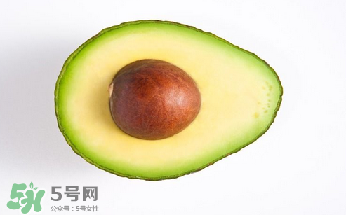 寶寶多大可以吃牛油果？寶寶吃牛油果的好處