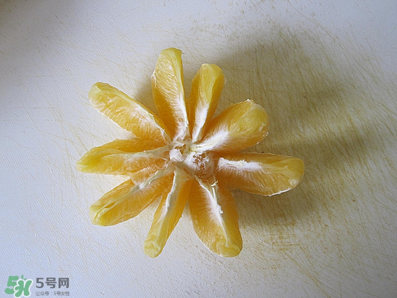 牛油果沙拉怎么做？牛油果沙拉用什么醬？