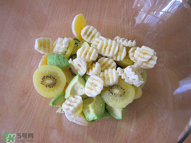 牛油果沙拉怎么做？牛油果沙拉用什么醬？