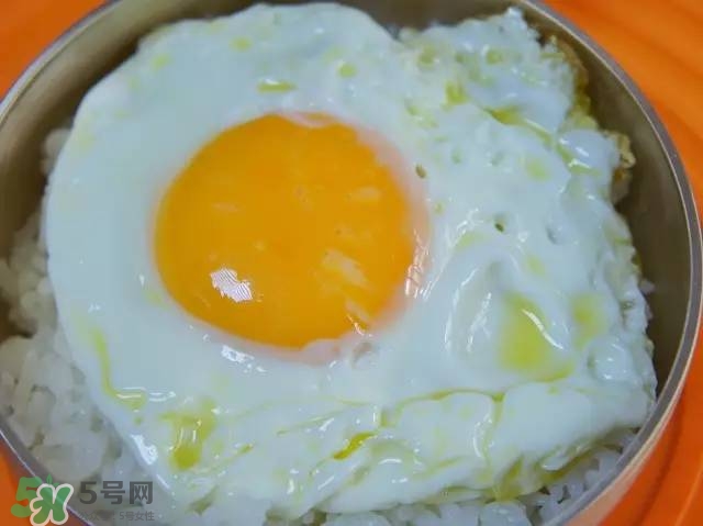 牛油果沙拉怎么做？牛油果沙拉用什么醬？