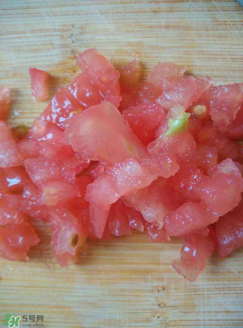 牛油果沙拉怎么做？牛油果沙拉用什么醬？