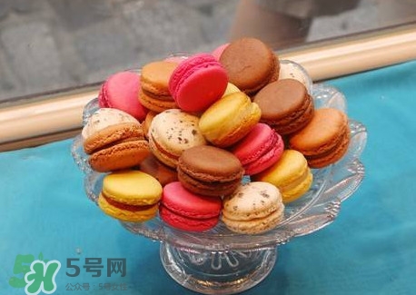 馬卡龍好壞怎么分辨？馬卡龍來自哪個(gè)國(guó)家