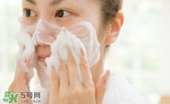 氨基酸潔面是什么？氨基酸洗面奶總結(jié)