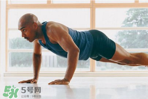 波比跳能減肚子嗎？波比跳做多少能減脂？