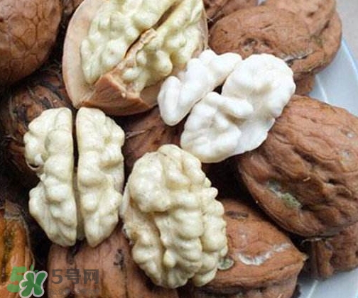 鮮核桃是涼性還是熱性？鮮核桃是發(fā)物嗎？