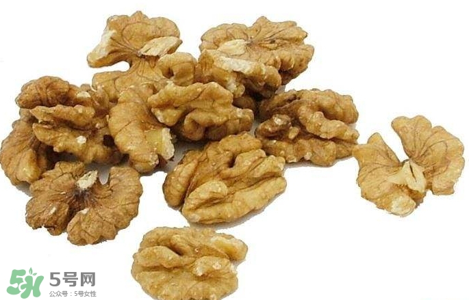 鮮核桃是涼性還是熱性？鮮核桃是發(fā)物嗎？