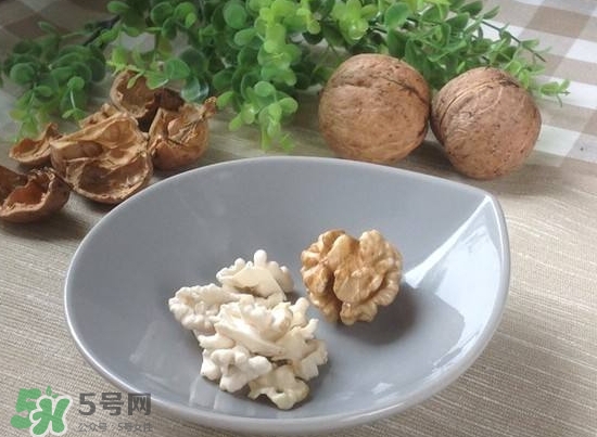 新鮮核桃怎么吃？新鮮核桃怎么給寶寶吃？