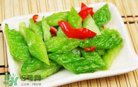 什么泡水喝能清熱降火？清熱降火吃什么？