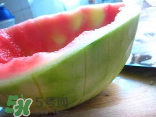 醋泡洋蔥能降血壓嗎？哪些食物可以降血壓？