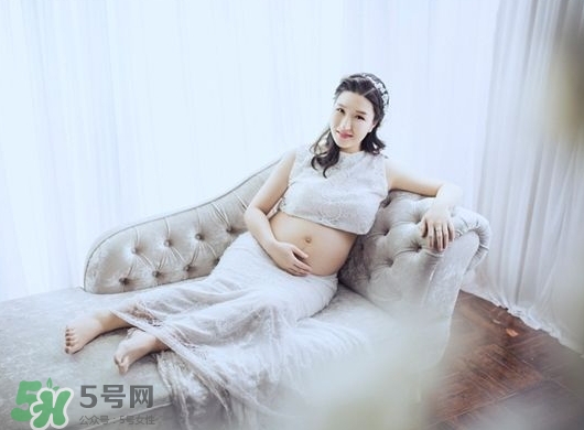 孕婦坐火車需要證明嗎？孕婦坐火車吃什么？