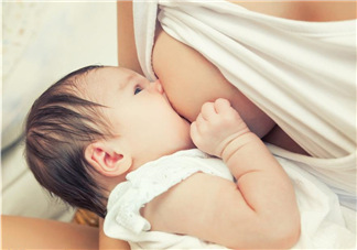 母乳寶寶幾個月添加輔食？母乳寶寶添加輔食的時間介紹
