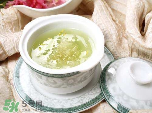 雪蛤和燕窩哪個(gè)好？雪蛤和燕窩的區(qū)別