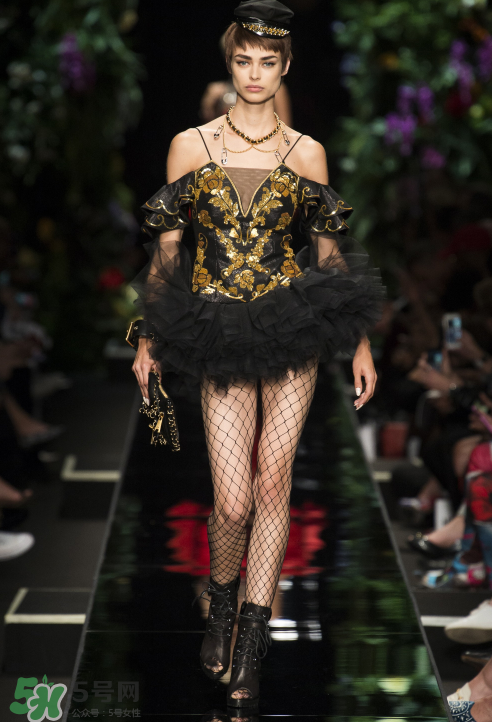 moschino2018春夏系列服裝怎么樣_好看嗎？