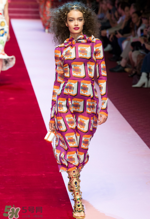 dolce gabbana2018春夏系列服裝怎么樣_好看嗎？
