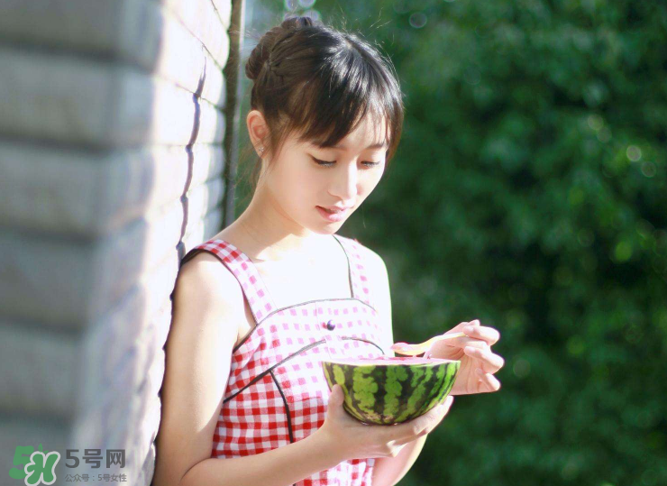 結膜炎眼睛腫了怎么辦？結膜炎眼睛紅幾天能好？