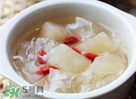 什么食物潤肺止咳？潤肺止咳湯的做法大全 