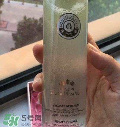香邂格蕾古法凝光醋萃爽膚水怎么用？