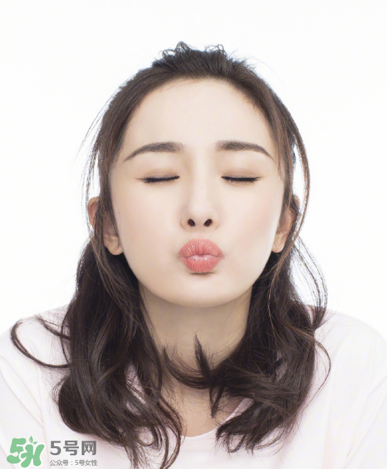 墊下巴會(huì)顯得臉小嗎？墊下巴會(huì)一直婆婆嘴嗎？