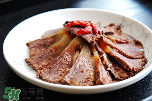 牛腱子肉是哪個部位？醬牛肉都要用什么材料
