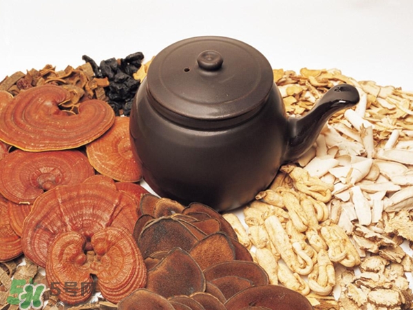 螺旋藻粉怎么吃？螺旋藻粉的功效與作用