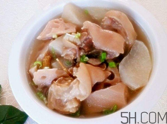 豬腳湯下奶嗎？豬腳湯怎么做好喝