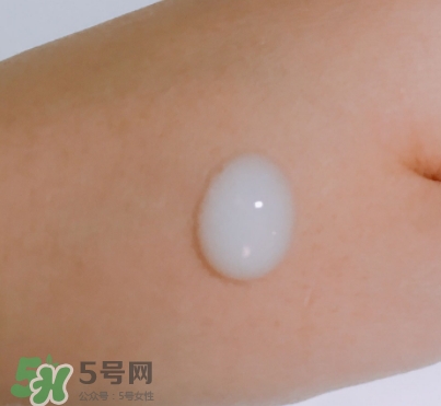 olay小臉精華怎么樣？olay玉蘭油臻粹系列小臉精華功效