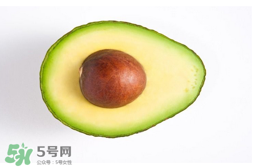 寶寶吃牛油果的好處？寶寶吃牛油果多少合適？