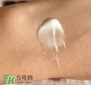 olay小臉?biāo)趺礃?？olay新生塑顏臻粹面霜功效