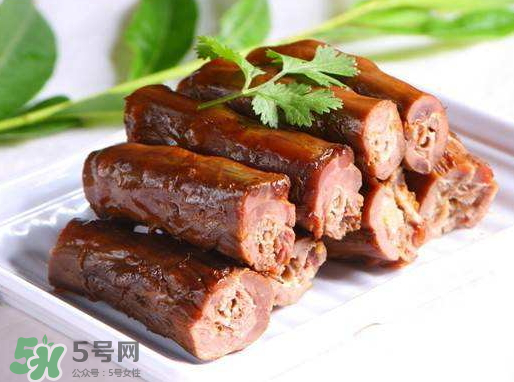 鴨脖可以帶上飛機(jī)嗎？鴨脖可以托運(yùn)嗎？