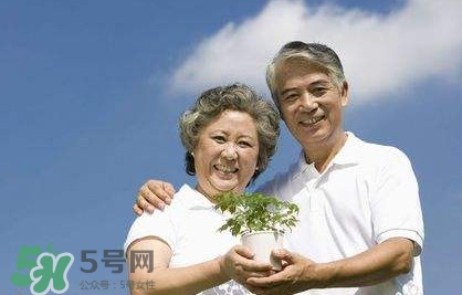 中秋節(jié)送什么給岳父母？中秋節(jié)送什么給公婆