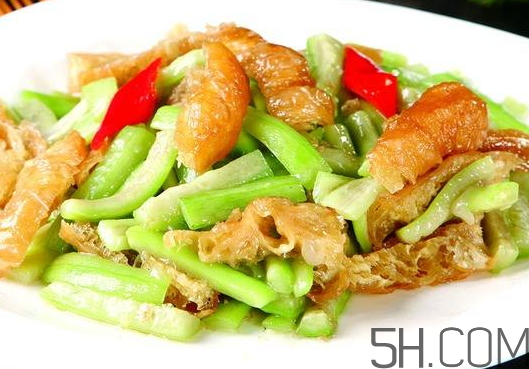 油條和什么炒好吃？油條可以炒什么菜？