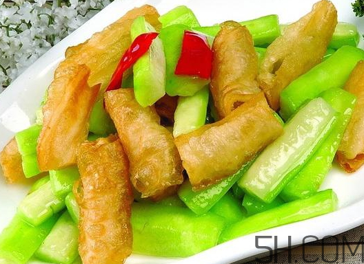 油條和什么炒好吃？油條可以炒什么菜？