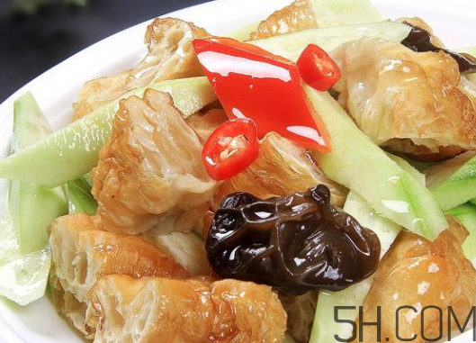 油條和什么炒好吃？油條可以炒什么菜？