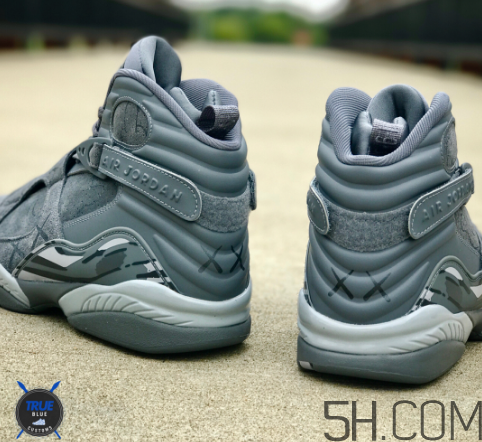 kaws與air jordan 8聯(lián)名實(shí)物什么樣？